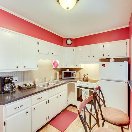 Appartamento Dutch Country Schoolhouse Haven With Grill! Gap Esterno foto