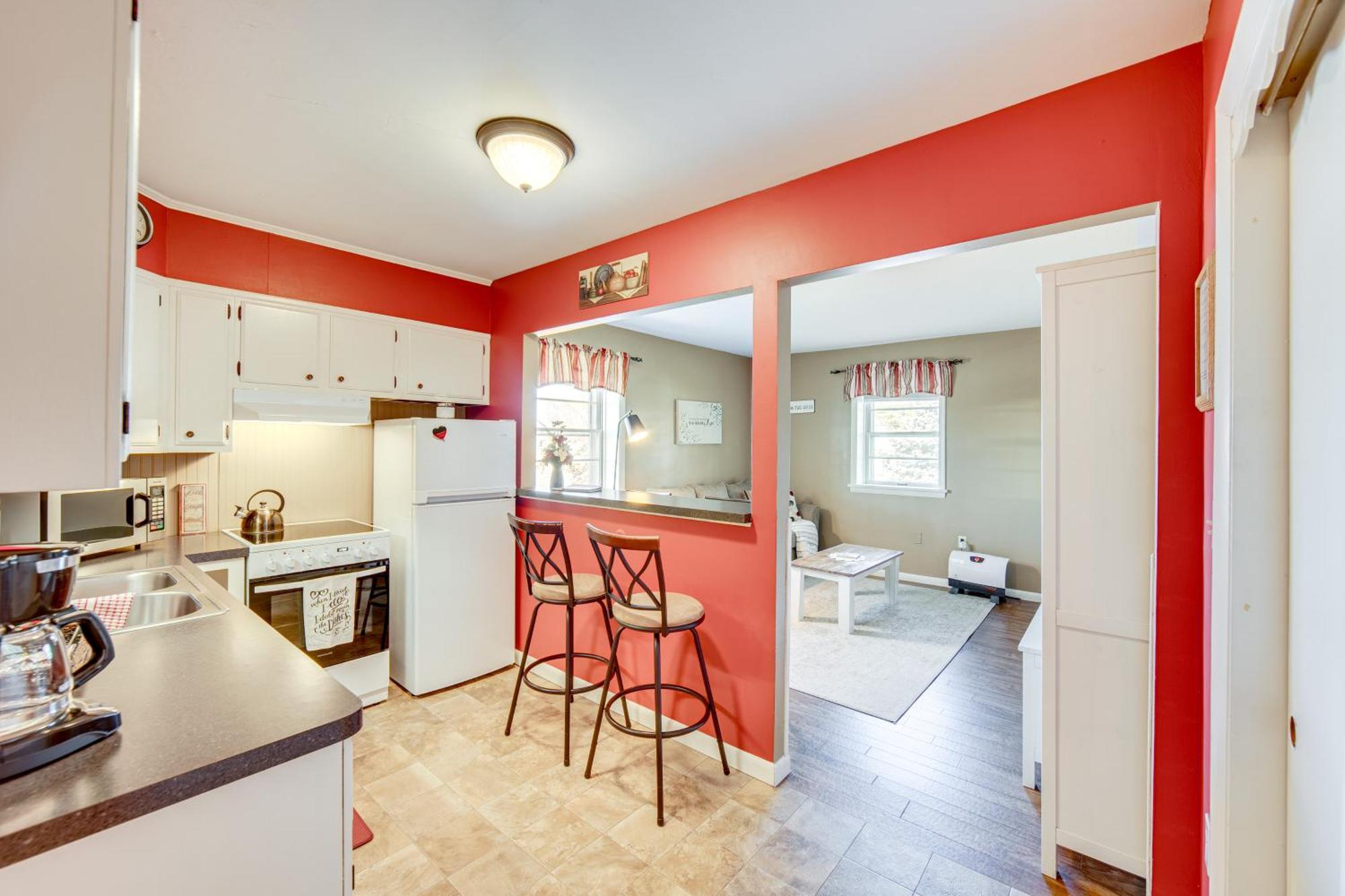 Appartamento Dutch Country Schoolhouse Haven With Grill! Gap Esterno foto